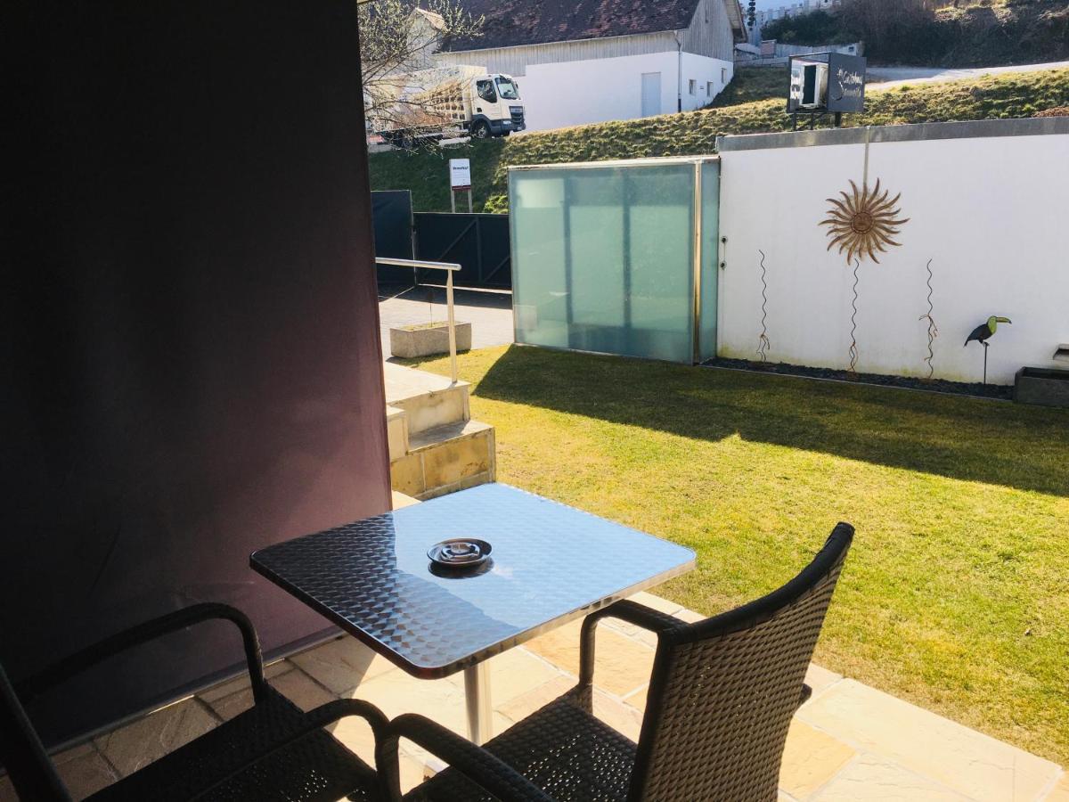 Gaestehaus Sommertal Mit Pool Im Garten, Eigener Parkplatz, 800M Zum Bodensee, 300M Zur Altstadt Meersburg Kültér fotó