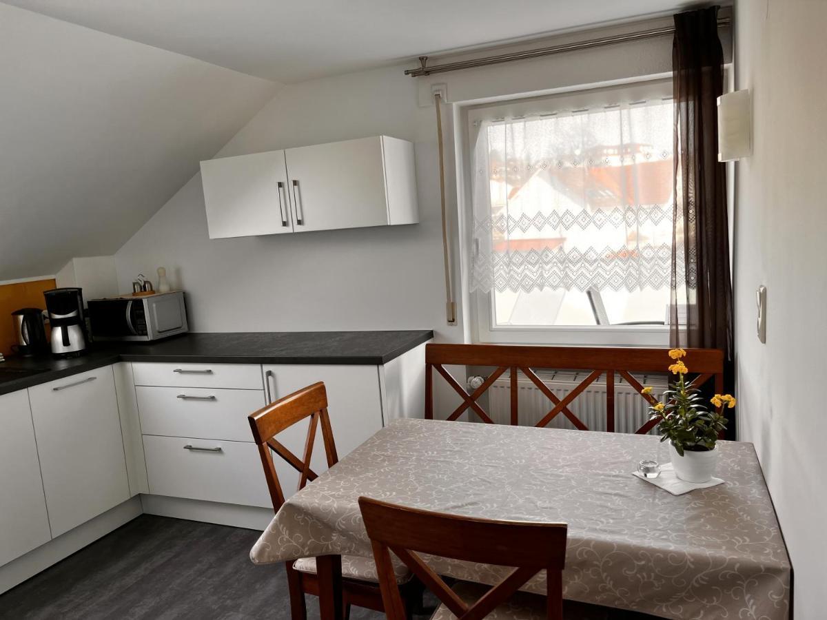 Gaestehaus Sommertal Mit Pool Im Garten, Eigener Parkplatz, 800M Zum Bodensee, 300M Zur Altstadt Meersburg Kültér fotó
