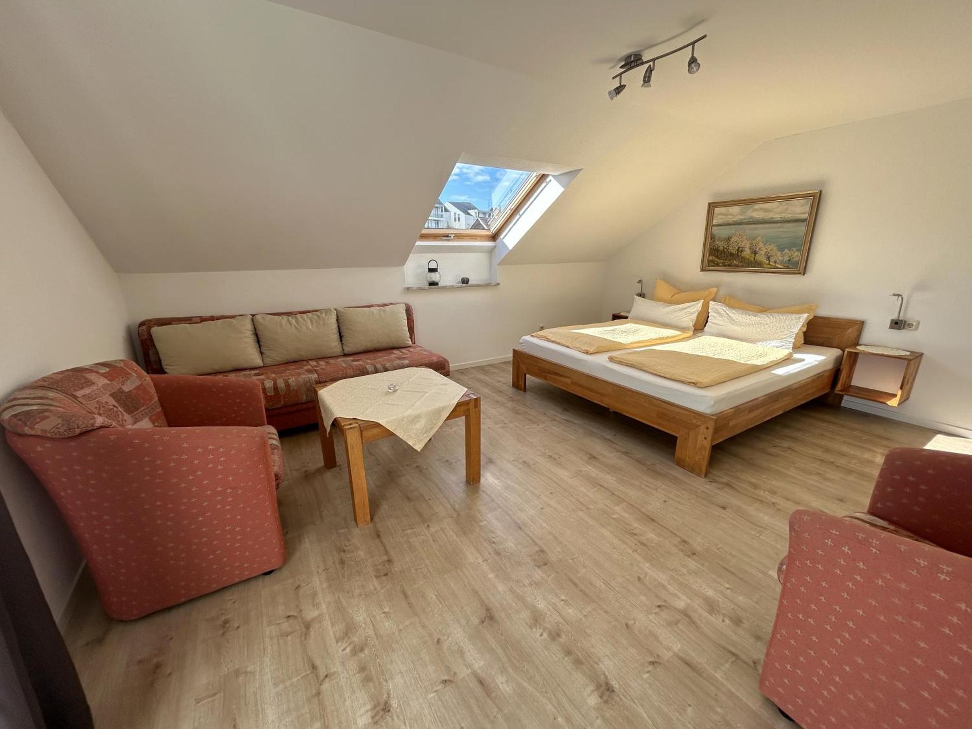 Gaestehaus Sommertal Mit Pool Im Garten, Eigener Parkplatz, 800M Zum Bodensee, 300M Zur Altstadt Meersburg Kültér fotó