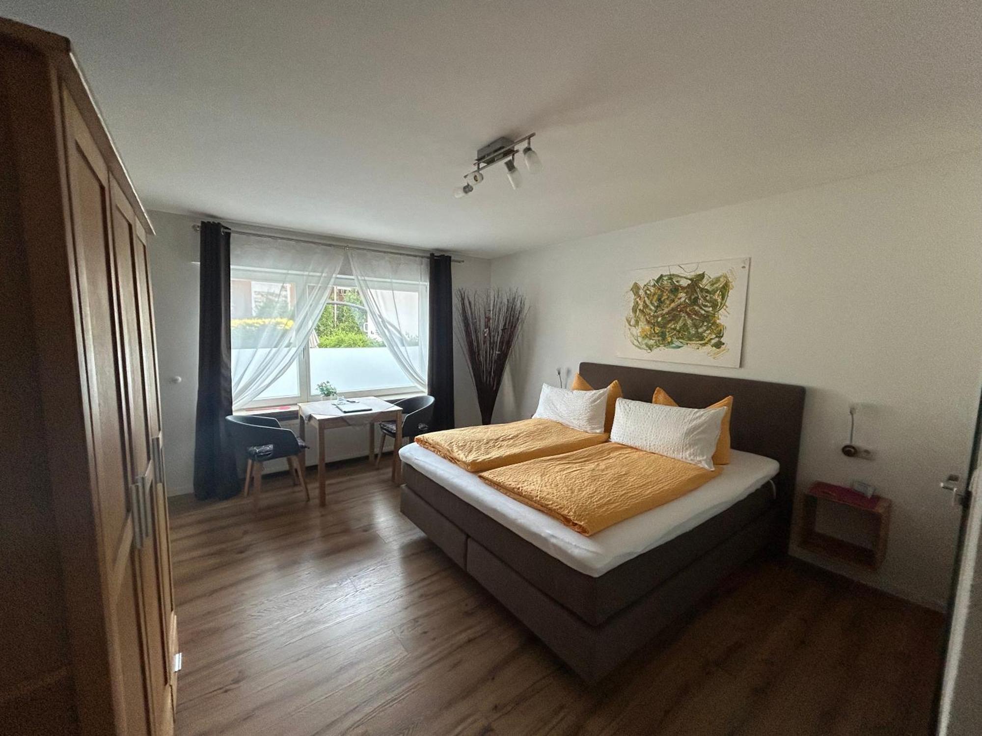 Gaestehaus Sommertal Mit Pool Im Garten, Eigener Parkplatz, 800M Zum Bodensee, 300M Zur Altstadt Meersburg Kültér fotó