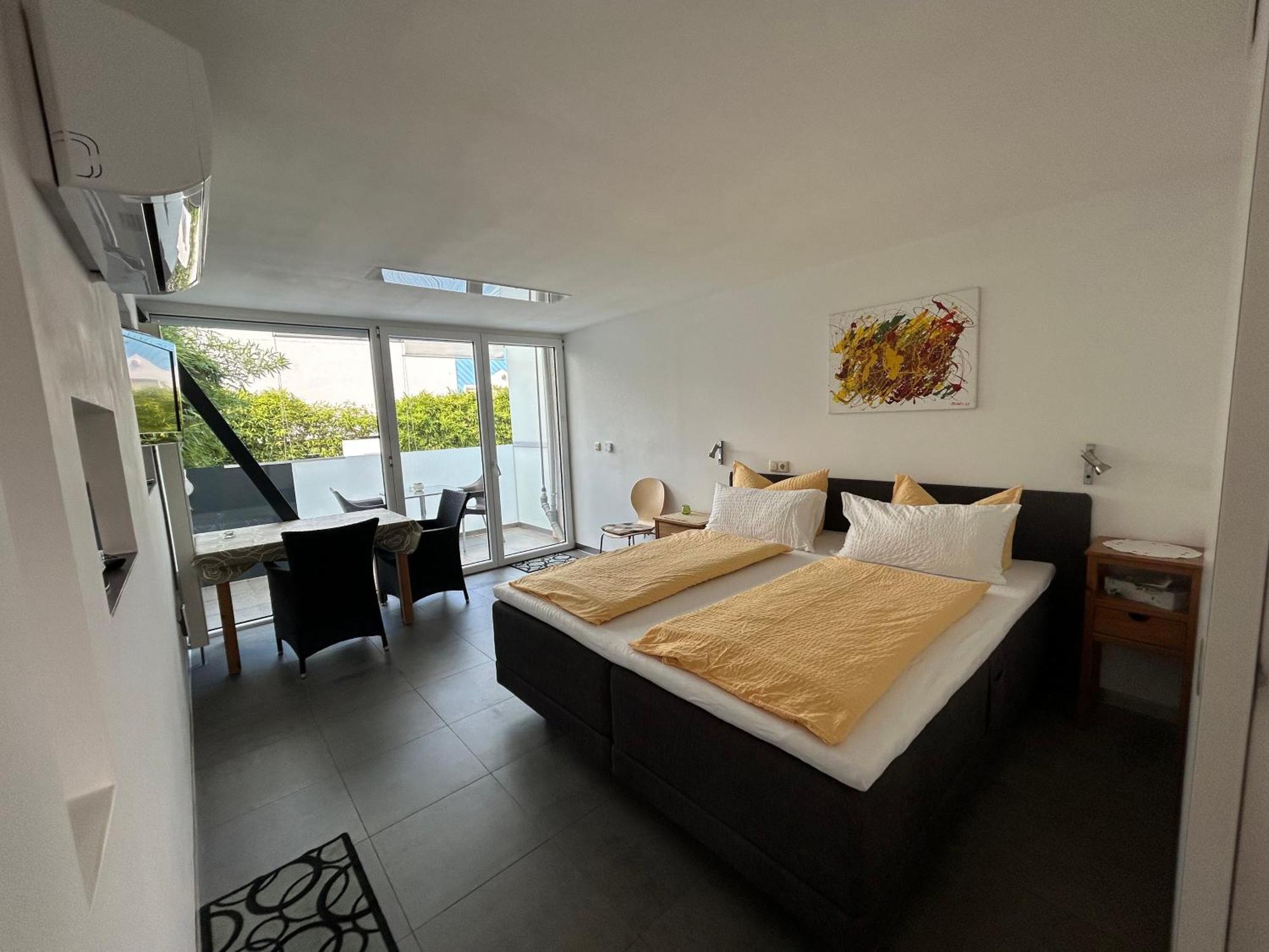 Gaestehaus Sommertal Mit Pool Im Garten, Eigener Parkplatz, 800M Zum Bodensee, 300M Zur Altstadt Meersburg Kültér fotó