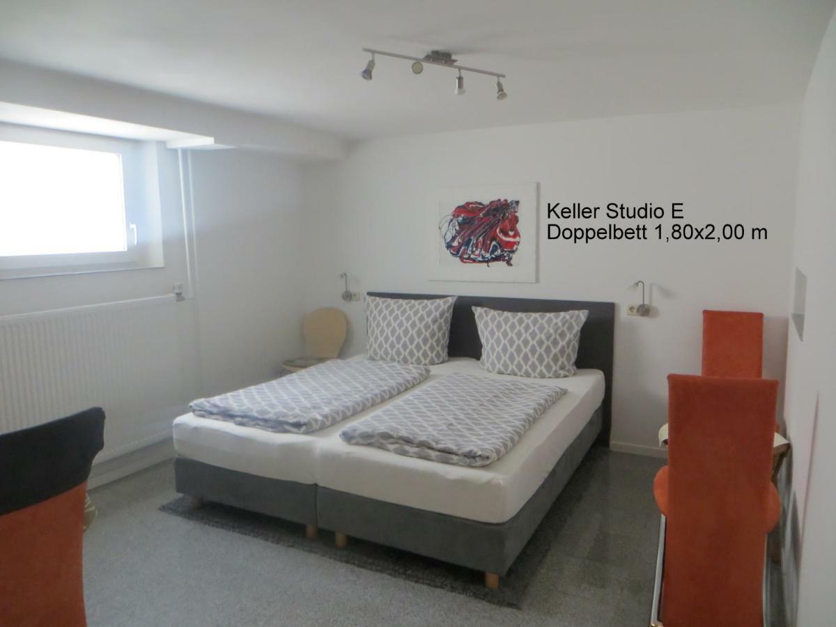 Gaestehaus Sommertal Mit Pool Im Garten, Eigener Parkplatz, 800M Zum Bodensee, 300M Zur Altstadt Meersburg Kültér fotó